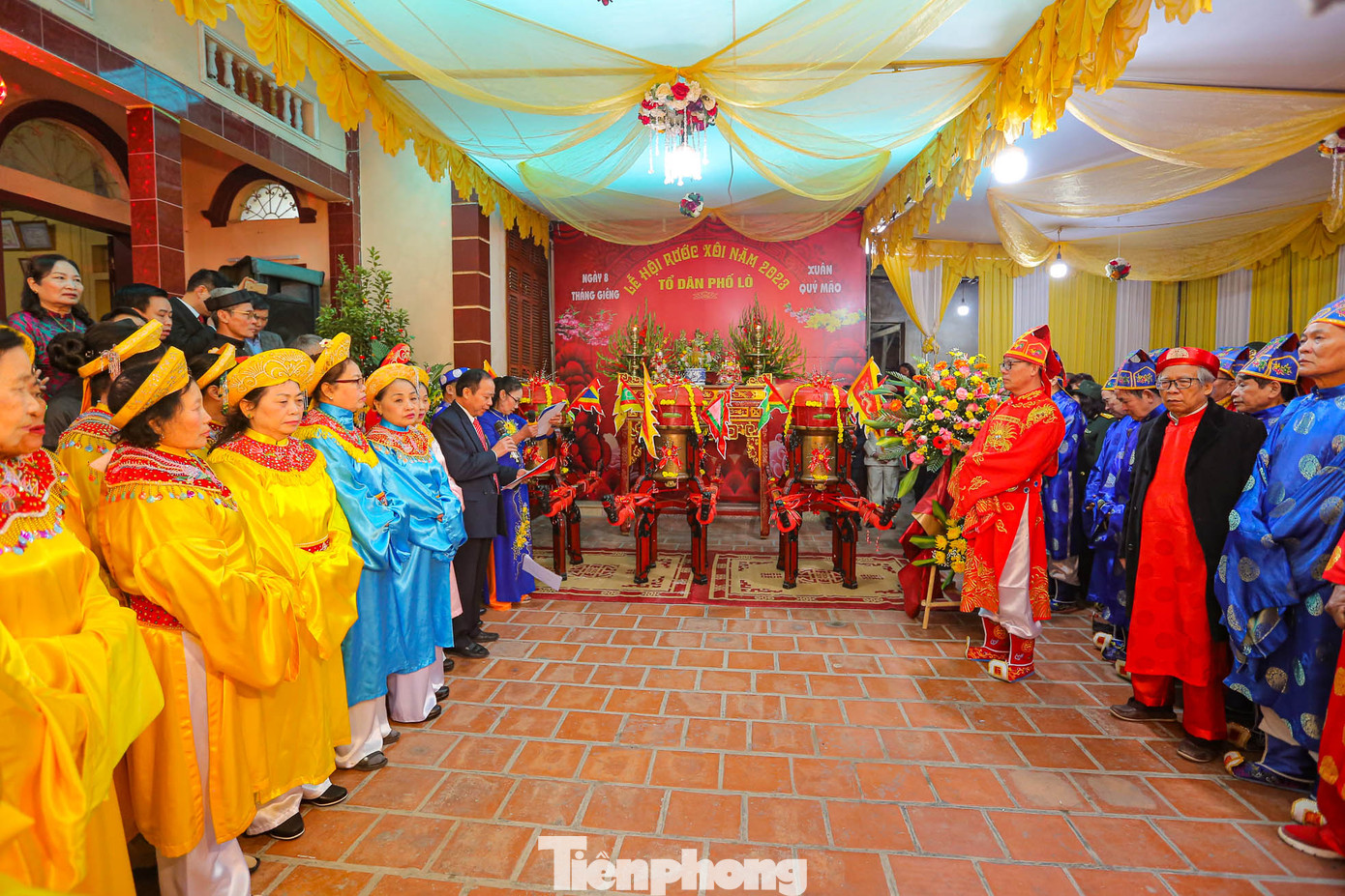 Sáng nay, mùng 8 Tết Âm lịch, làng Tây Mỗ lại tưng bừng mở lễ hội rước xôi nhằm tôn vinh hạt gạo sau 2 năm tạm dừng vì COVID-19.