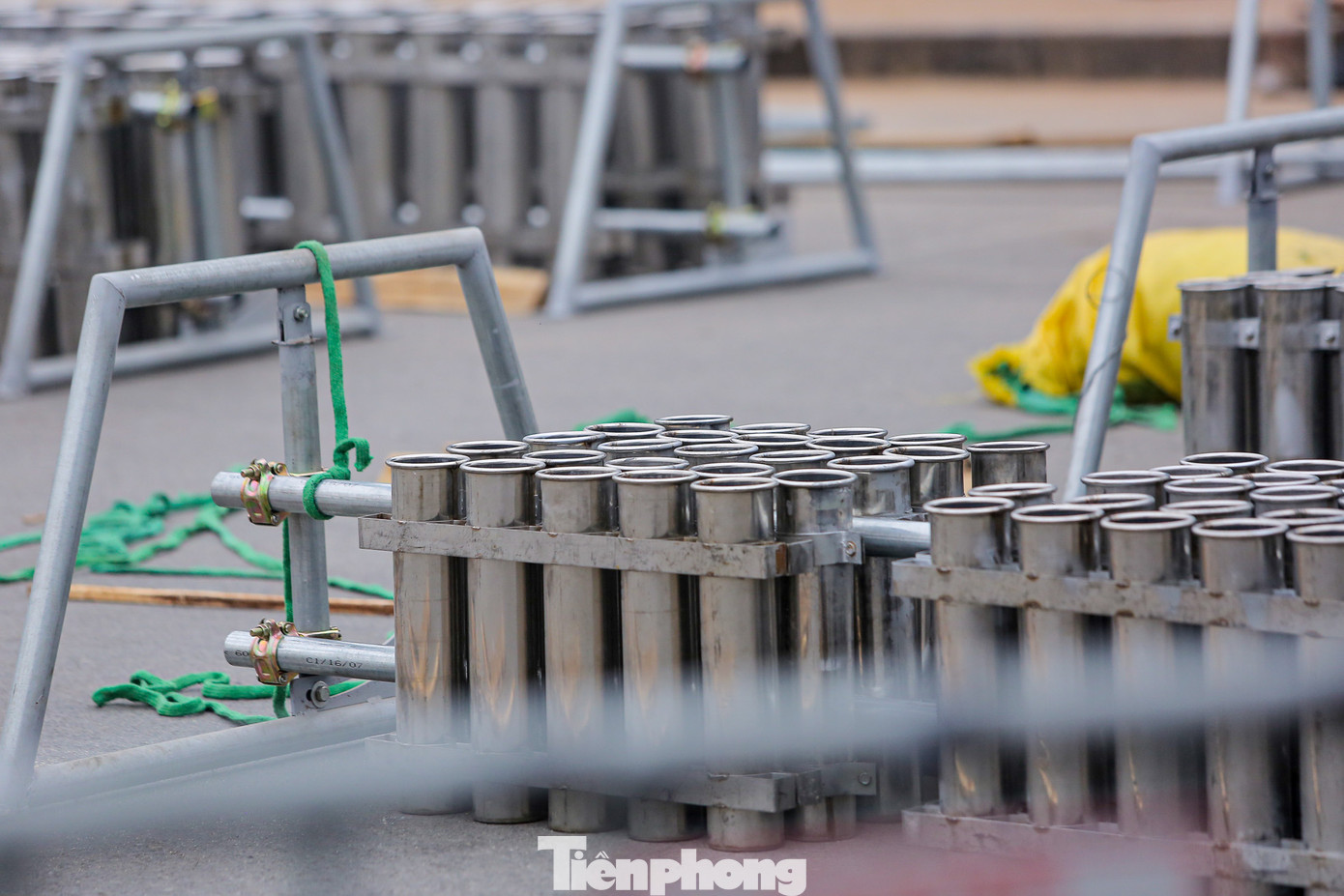 Địa điểm Tây Hồ cũng là một trong 4 điểm bắn hỏa thuật.