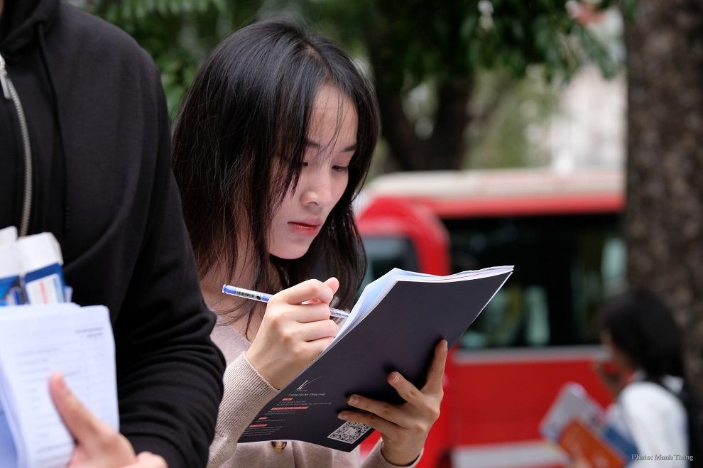 Tại ngày hội, thí sinh có thể quét mã QR để đăng ký thông tin xét tuyển sớm Tại ngày hội, thí sinh có thể quét mã QR để đăng ký thông tin xét tuyển sớm