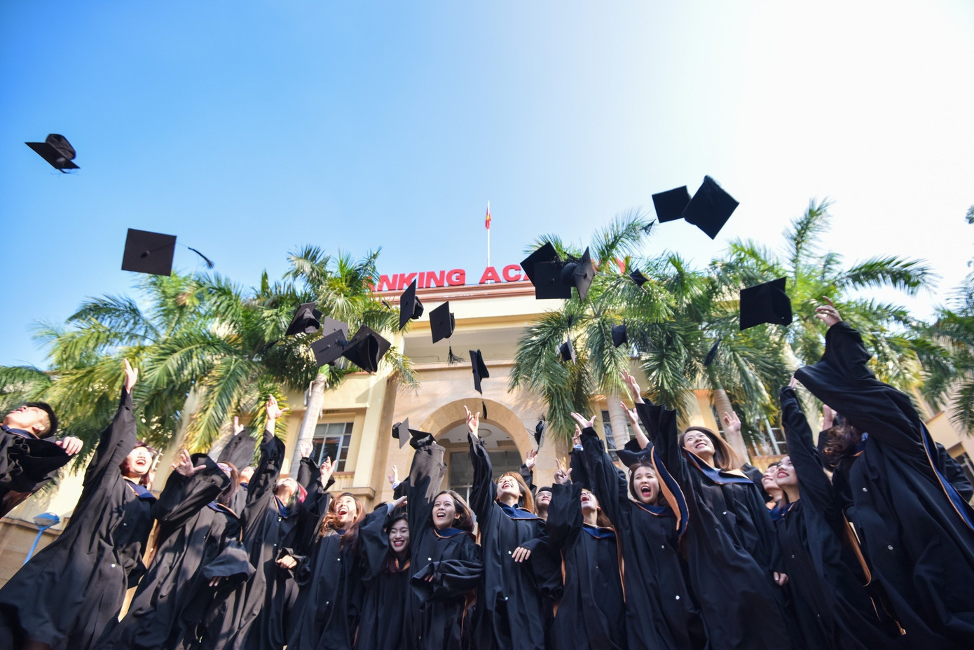 Sinh viên Học viện Ngân hàng trong lễ tốt nghiệp