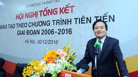 Sự kiện giáo dục hot tuần qua: Lương tiến sĩ không bằng lương osin? ảnh 1