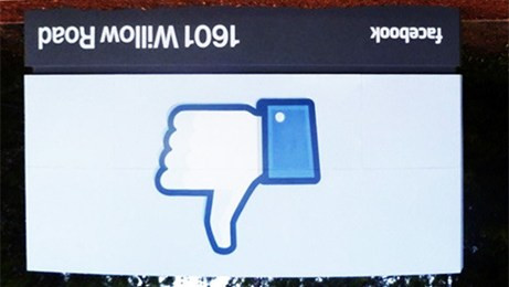 Cổ phiếu Facebook đang sụt giảm. Cổ phiếu Facebook đang sụt giảm