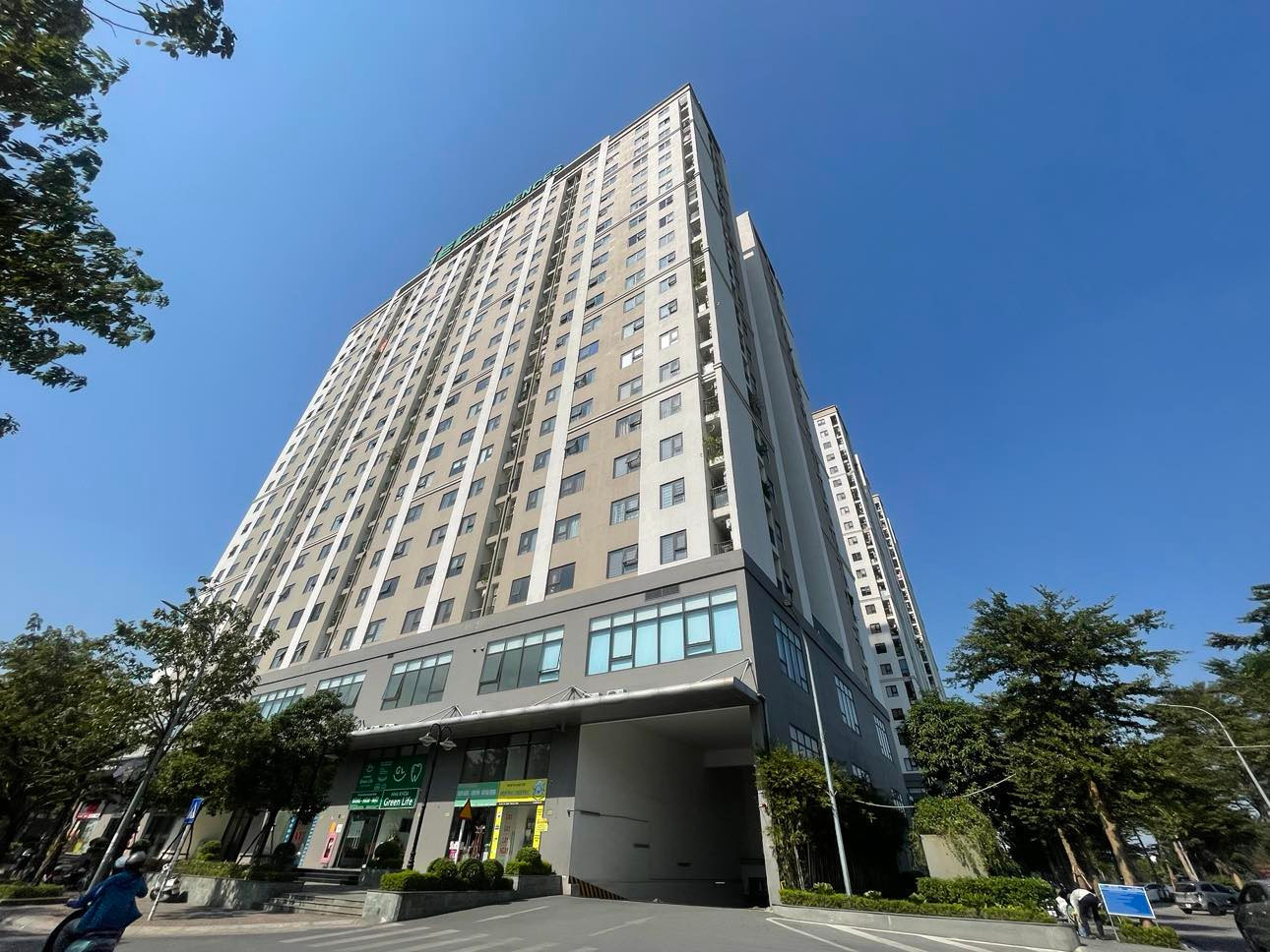 Giá chung cư tại Hà Nội đi ngang trong thời gian gần đây. Giá chung cư tại Hà Nội đi ngang trong thời gian gần đây.