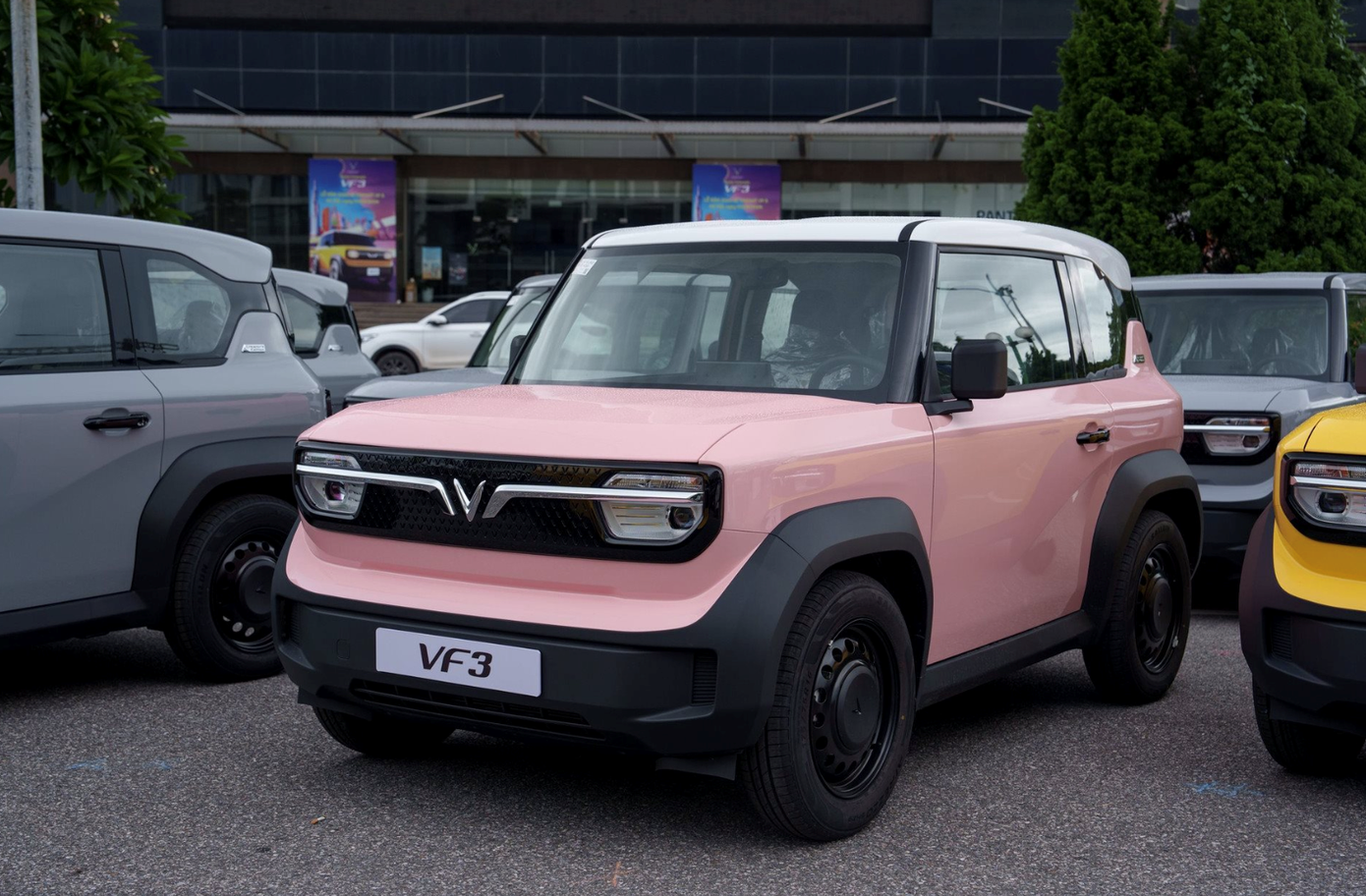 Xe ô tô điện được miễn phí trước bạ đến 28/2/2027.