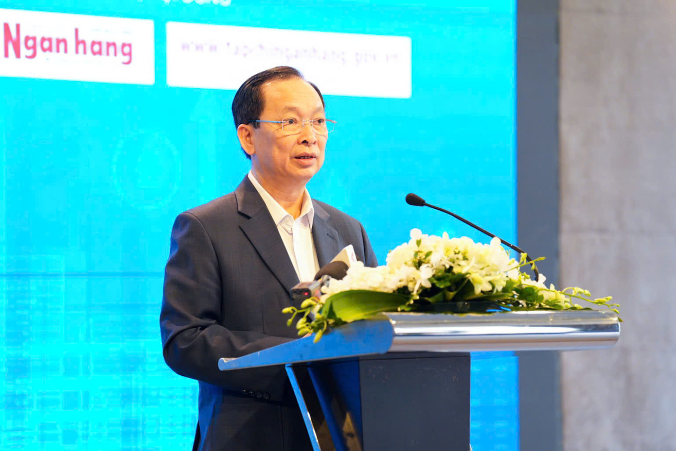 Phó Thống đốc Đào Minh Tú tại hội thảo sáng 21/3.