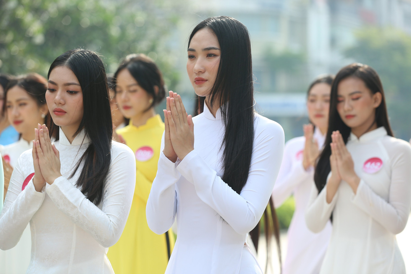 Trong quá trình tham gia cuộc thi Hoa hậu Việt Nam, ban tổ chức luôn chú trọng trau dồi cho các thí sinh về lòng biết ơn, tưởng nhớ về cội nguồn, học tập và làm theo tấm gương đạo đức Chủ tịch Hồ Chí Minh.