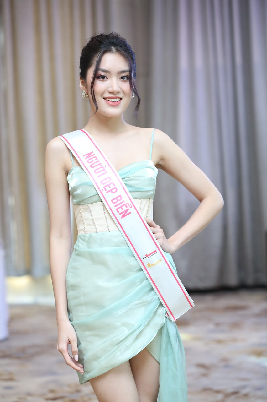 Huỳnh Thị Thanh Thủy: 'Tôi xứng đáng đăng quang Hoa hậu Việt Nam' ảnh 12