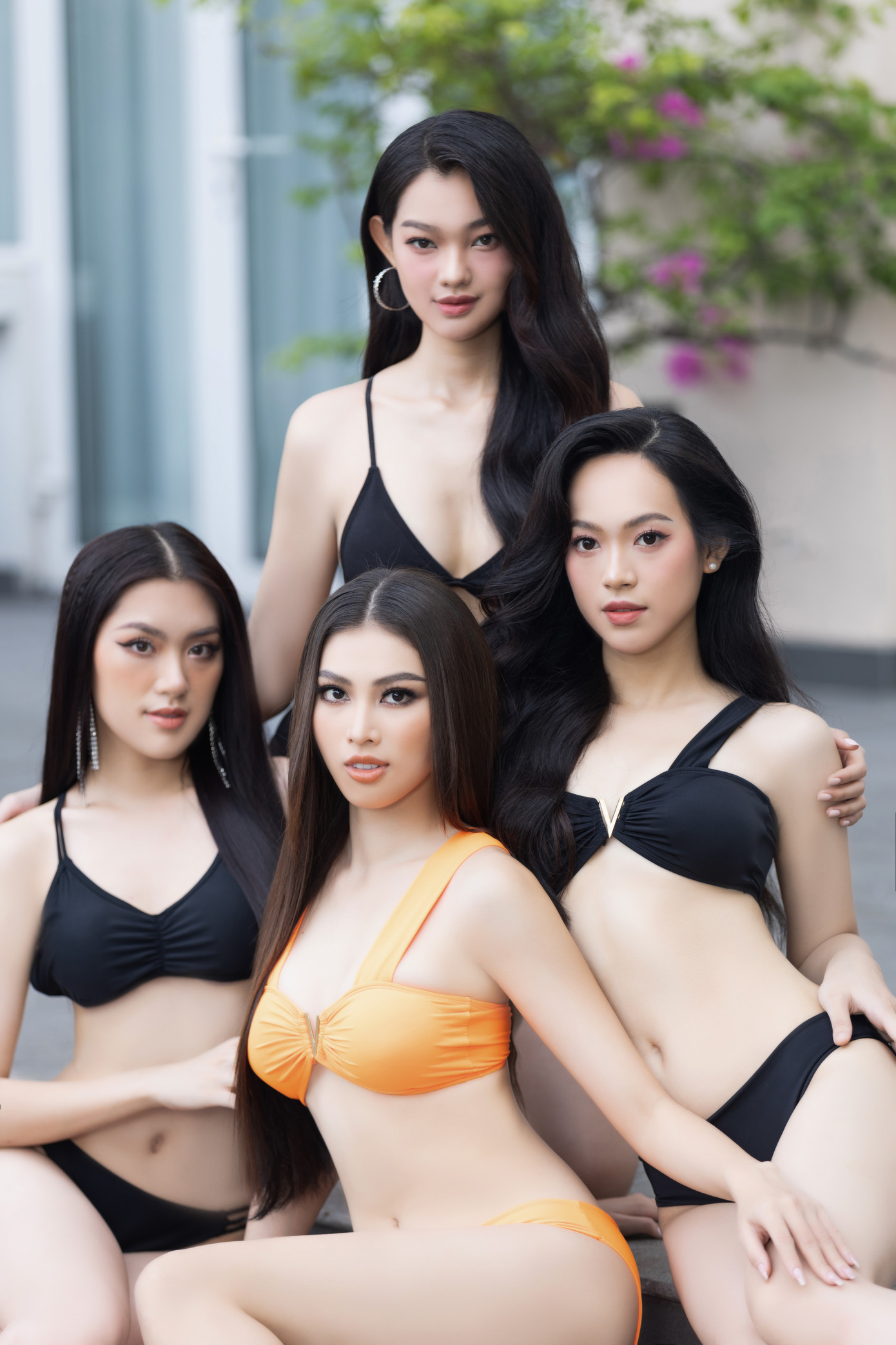 Sau đêm thi Best In Swimsuit – Người đẹp biển, top 3 của cuộc thi gồm các thí sinh Trịnh Thùy Linh (SBD 146), Trần Thị Bé Quyên (SBD 216), Phan Phương Oanh (SBD 378) đã thực hiện bộ ảnh áo tắm cùng Á hậu Ngọc Thảo.