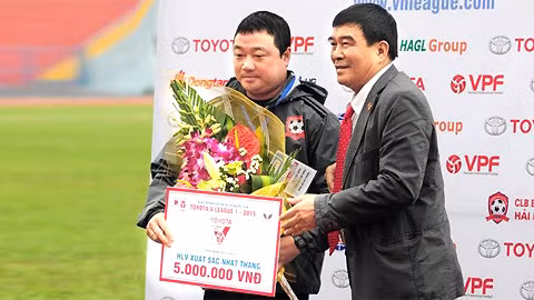 HLV Trương Việt Hoàng- 'Thánh hài' ở V.League ảnh 1