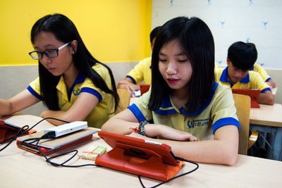 Trường Việt Anh thay thế SGK giấy bằng SGK điện tử Classbook ảnh 2