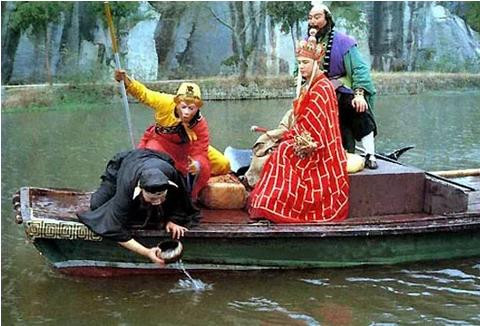 Khám phá những món đồ trong hành lý của Sa Tăng ảnh 7