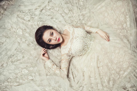 Cô dâu xinh lung linh của tiền vệ Đinh Thanh Trung ảnh 4