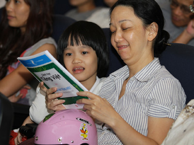 Theo học giả Phạm Toàn, bộ sách lớp một của nhóm Cánh Buồm sẽ giúp các bậc phụ huynh cải cách giáo dục ngay trong gia đình