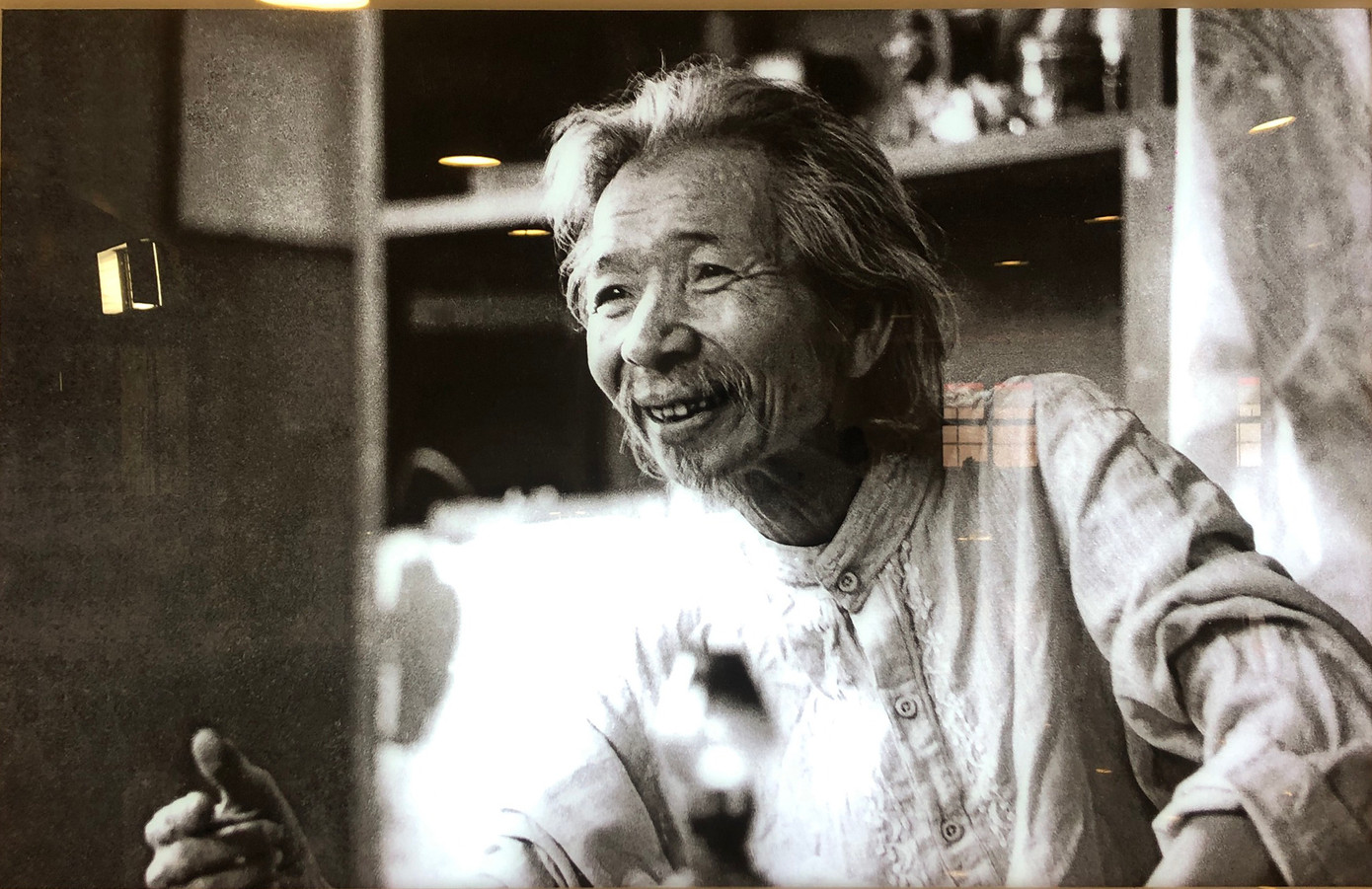 Nghệ sĩ nhiếp ảnh Nguyễn Đình Toán chụp Văn Cao.