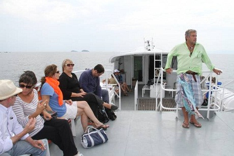 Du khách đến Phú Quốc ngày càng đông. Du khách đến Phú Quốc ngày càng đông