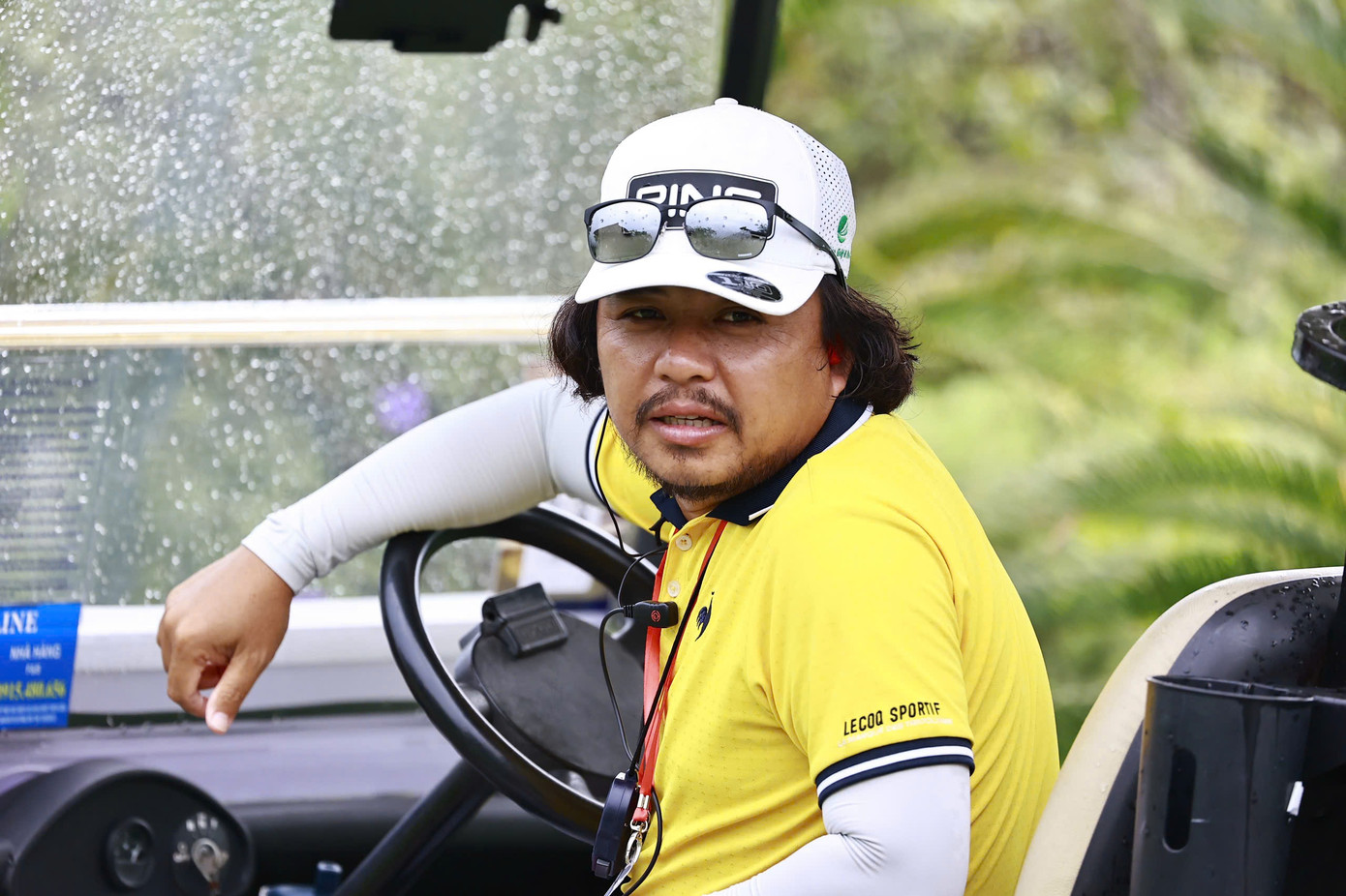 Theo trao đổi của trọng tài Nguyễn Trà Thu, Ban tổ chức đã thực hiện một số điều chỉnh trước ngày thi đấu cuối cùng, nhằm tăng thêm độ khó, tăng tính thách thức cho các golfer, đồng thời phá vỡ sự quen thuộc sau 3 ngày thi đấu. Ví dụ, golfer sẽ khó putt hơn. Cụ thể: Điểm đặt tee ở hố 3 từ tee trắng sang tee vàng, hố 2 từ tee xanh lên tee vàng. Ngoài ra một số điểm đặt cờ cũng được điều chỉnh để khó putt hơn.