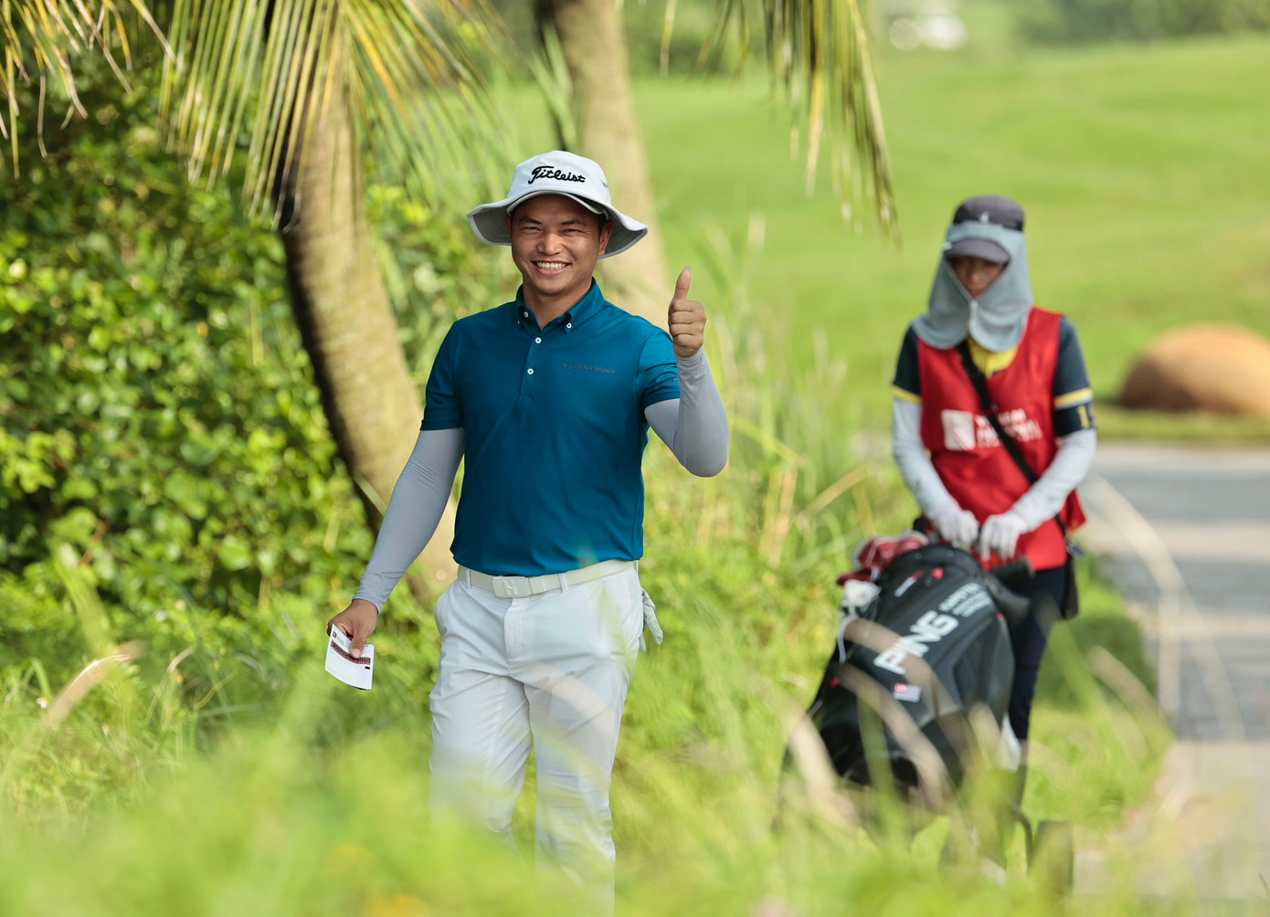 Golfer Nguyễn Đức Sơn dẫn đầu sau ngày thi đấu thứ nhất ảnh 42 Golfer Nguyễn Đức Sơn dẫn đầu sau ngày thi đấu thứ nhất ảnh 42