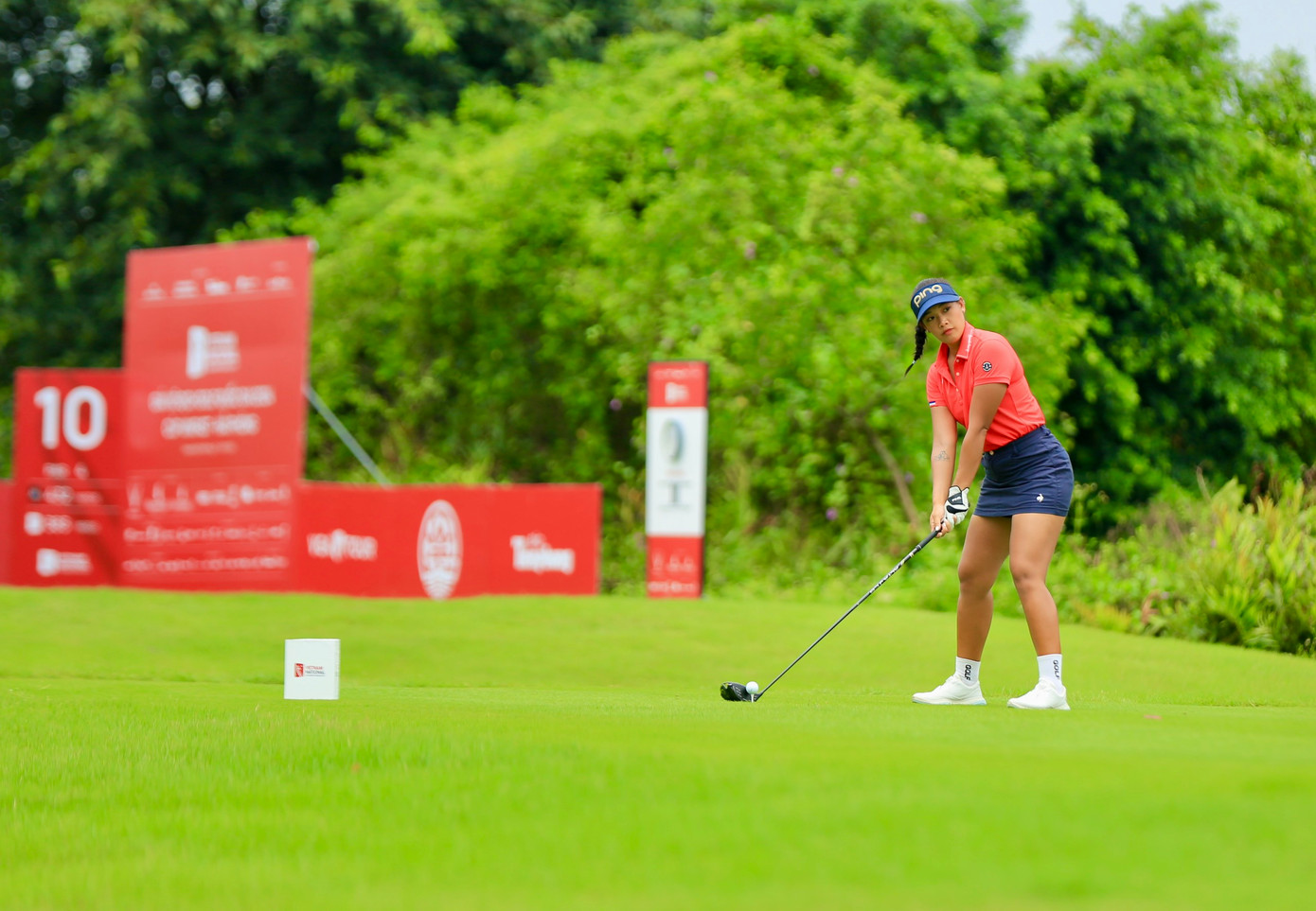 Golfer Nguyễn Thảo My. Golfer Nguyễn Thảo My.