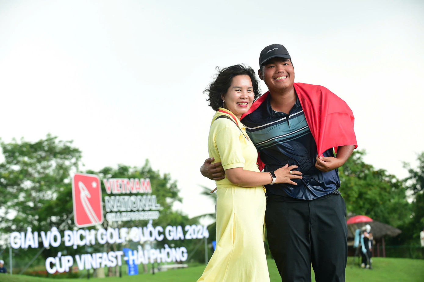 Đức Sơn lần đầu vô địch golf Quốc gia ảnh 96