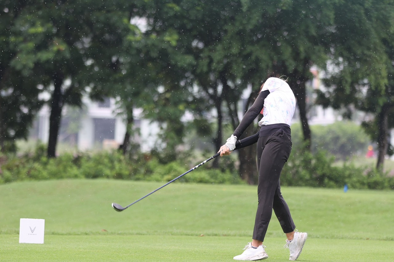 Đức Sơn lần đầu vô địch golf Quốc gia ảnh 64