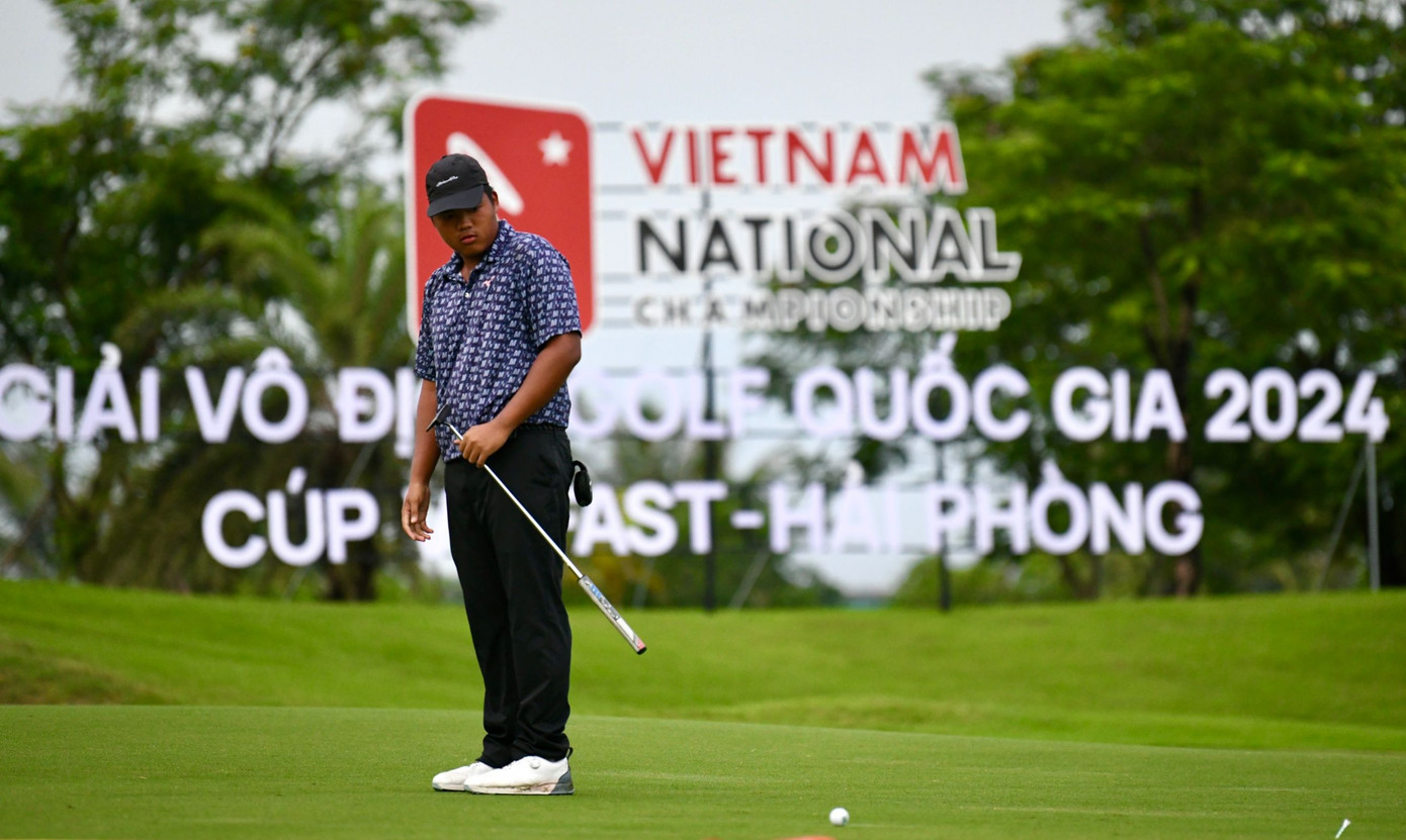 Như anh nói, đó chính là “bước khởi đầu để tôi tiến xa hơn nữa”. Như anh nói, đó chính là “bước khởi đầu để tôi tiến xa hơn nữa”.