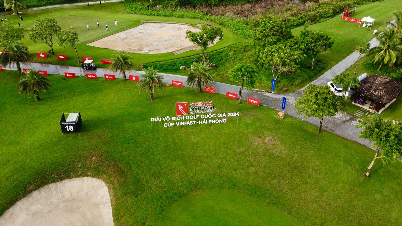 Đoàn Uy, Gia Hân vươn lên dẫn đầu sau hai ngày thi đấu Giải Vô địch Golf Quốc gia ảnh 92