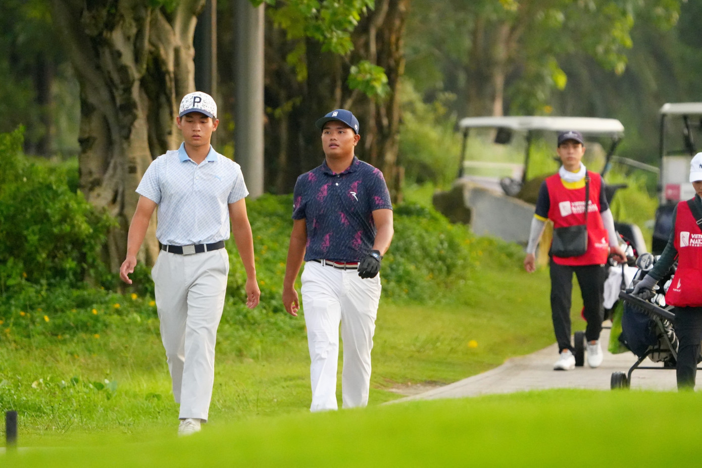 Đoàn Uy, Gia Hân vươn lên dẫn đầu sau hai ngày thi đấu Giải Vô địch Golf Quốc gia ảnh 98