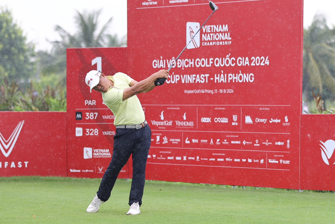 Đoàn Uy, Gia Hân vươn lên dẫn đầu sau hai ngày thi đấu Giải Vô địch Golf Quốc gia ảnh 59