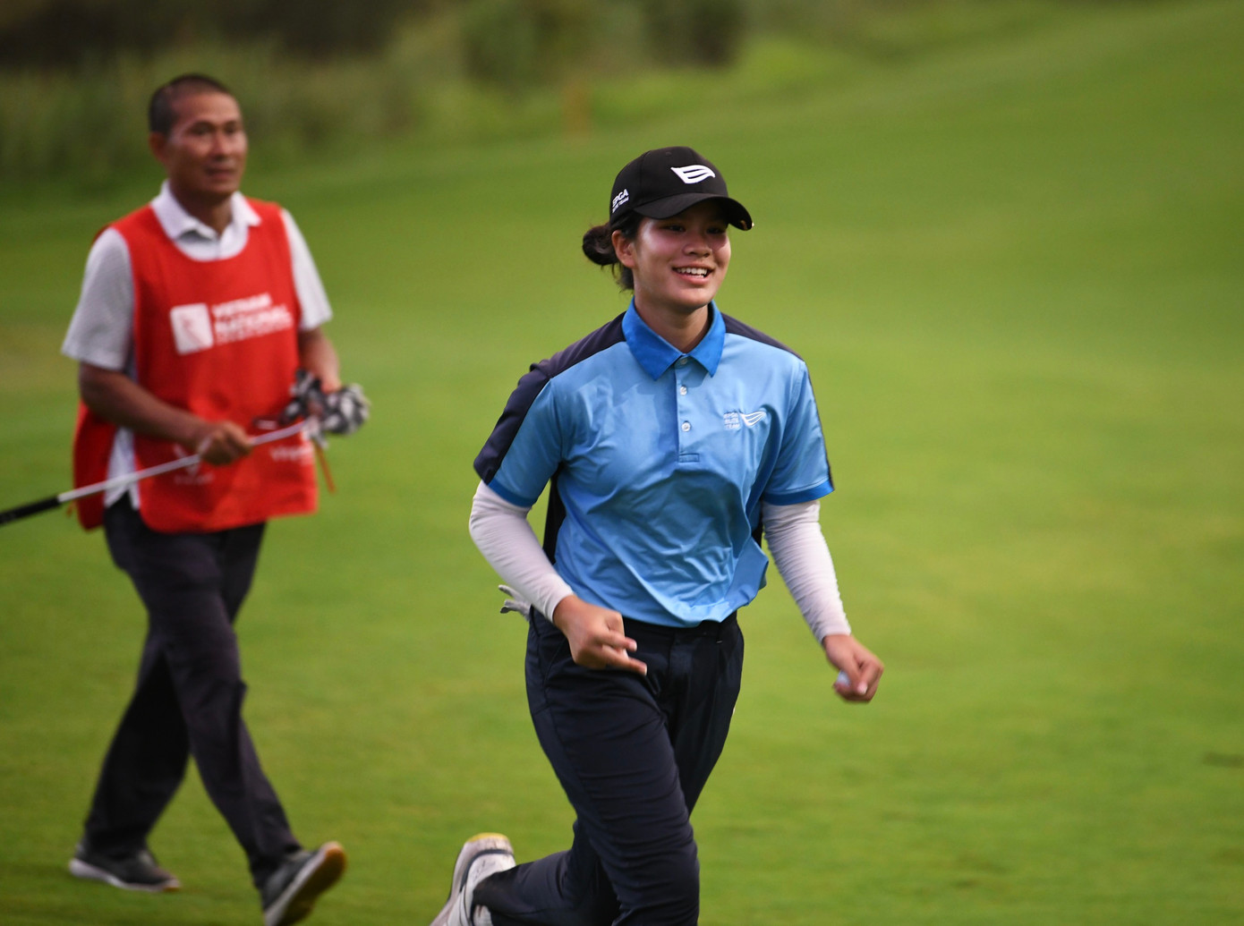 Đoàn Uy, Gia Hân vươn lên dẫn đầu sau hai ngày thi đấu Giải Vô địch Golf Quốc gia ảnh 102