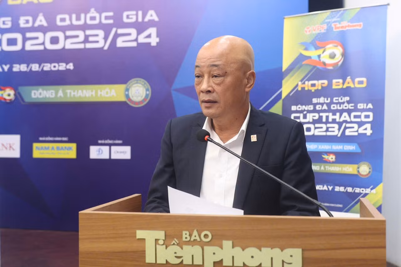 Ông Nguyễn Hồng Sơn - Trưởng phòng Tổ chức Thi đấu - Công ty Cổ phần Bóng đá Chuyên nghiệp Việt Nam (VPF), Phó trưởng Ban Tổ chức Siêu Cúp bóng đá Quốc gia - Cúp THACO 2023/2024.