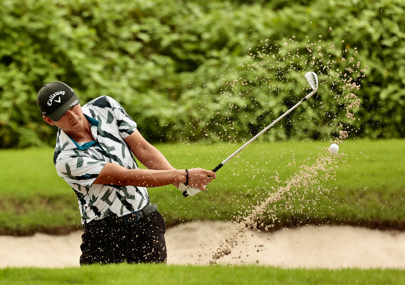 Golfer Nguyễn Đức Sơn dẫn đầu sau ngày thi đấu thứ nhất ảnh 97 Golfer Nguyễn Đức Sơn dẫn đầu sau ngày thi đấu thứ nhất ảnh 97