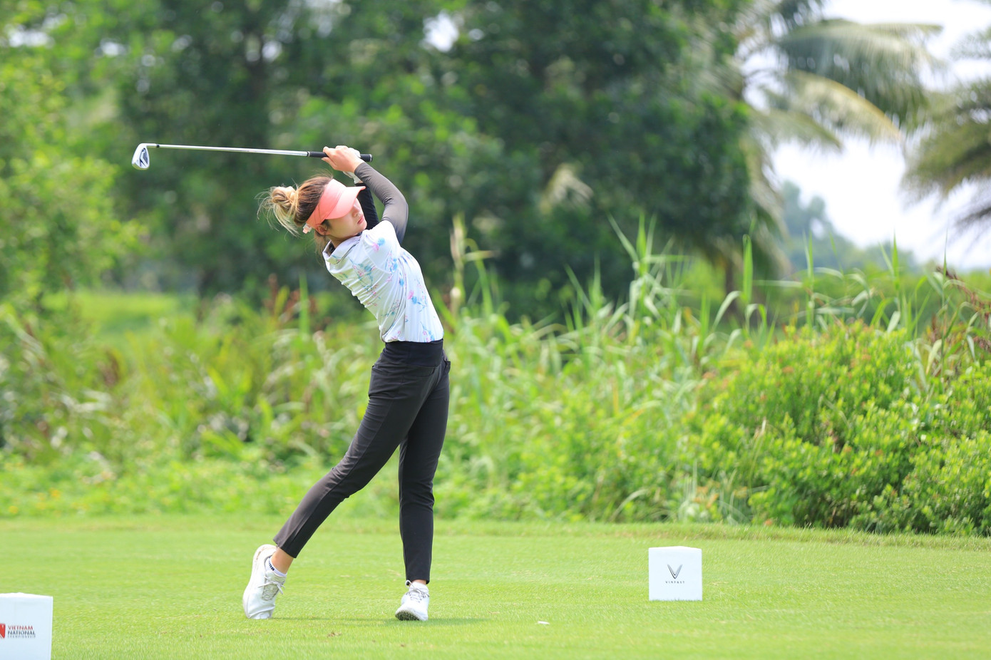 Đức Sơn lần đầu vô địch golf Quốc gia ảnh 83