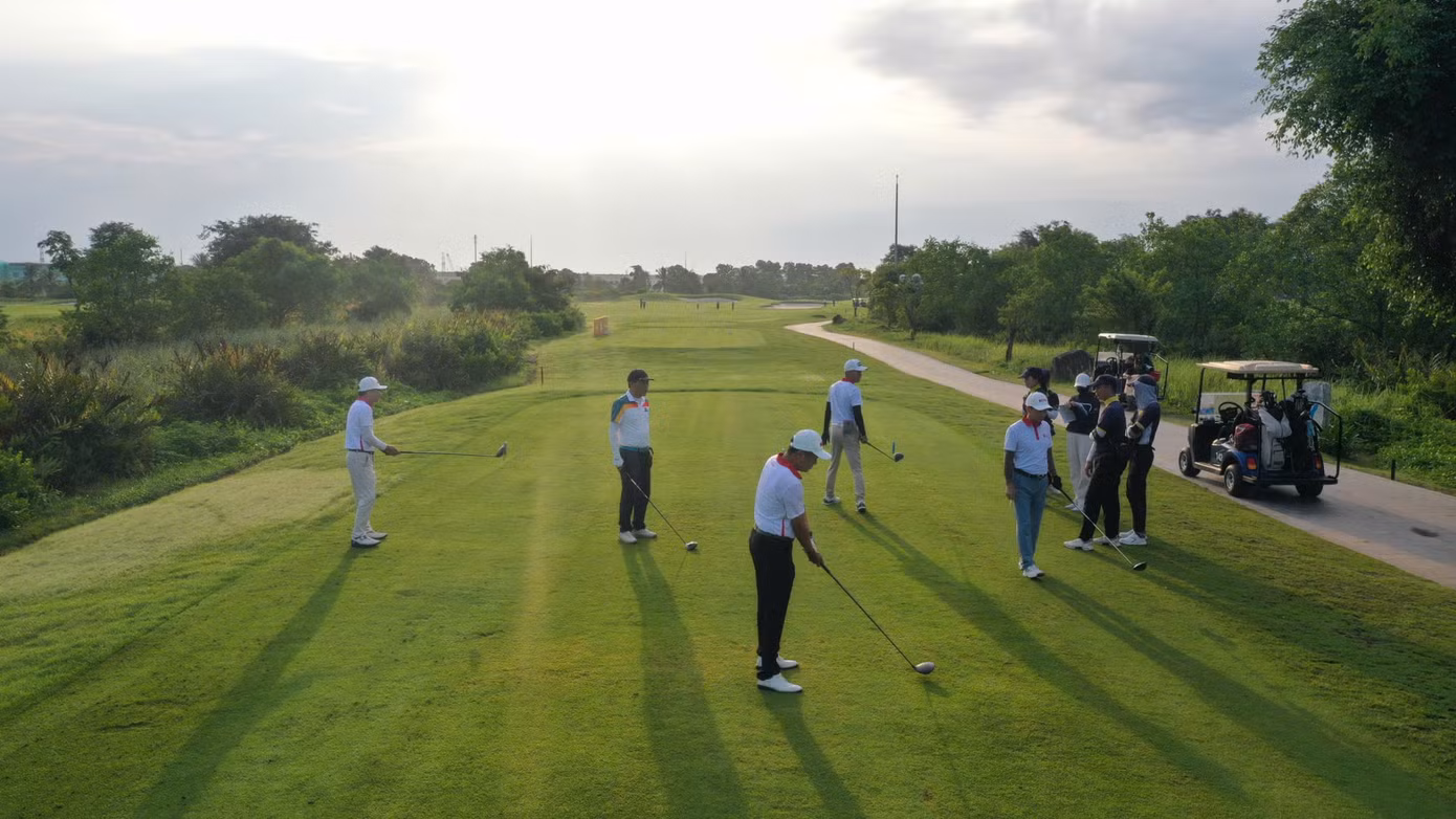 Golfer Nguyễn Quốc Hùng vô địch Giải Pro - Am lần thứ ba - năm 2024 ảnh 28 Golfer Nguyễn Quốc Hùng vô địch Giải Pro - Am lần thứ ba - năm 2024 ảnh 28