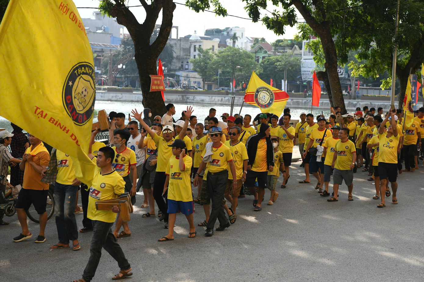 'Chảo lửa' Thiên Trường trước giờ khai cuộc Siêu Cúp bóng đá Quốc gia 2023/2024 ảnh 11