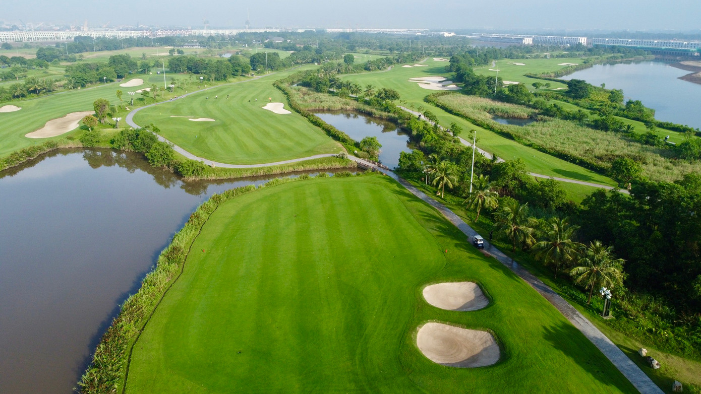 Golfer Nguyễn Đức Sơn dẫn đầu sau ngày thi đấu thứ nhất ảnh 16 Golfer Nguyễn Đức Sơn dẫn đầu sau ngày thi đấu thứ nhất ảnh 16