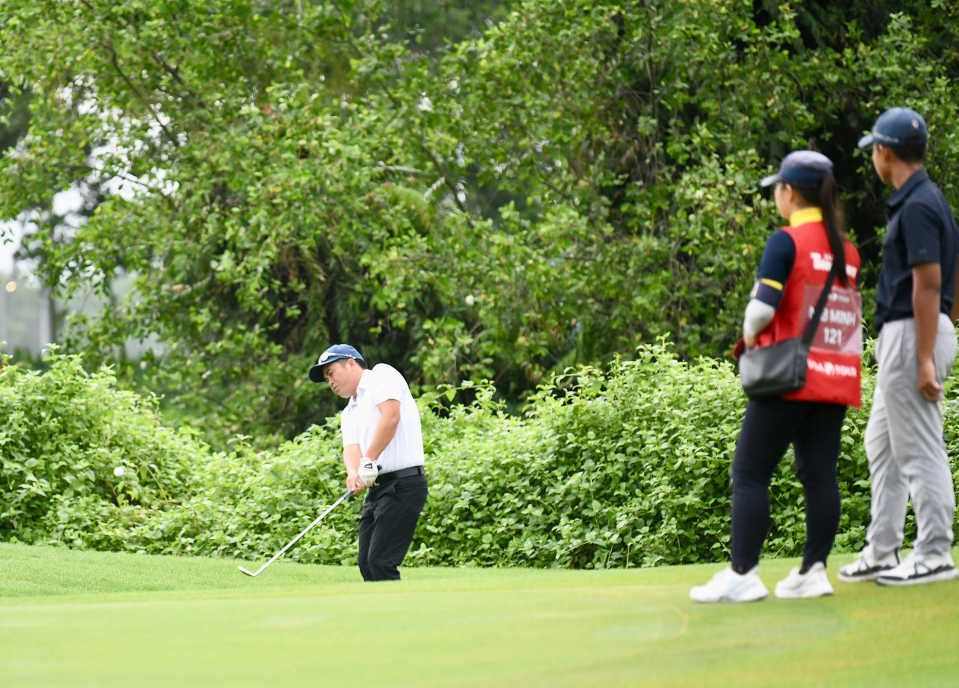 Đoàn Uy, Gia Hân vươn lên dẫn đầu sau hai ngày thi đấu Giải Vô địch Golf Quốc gia ảnh 11