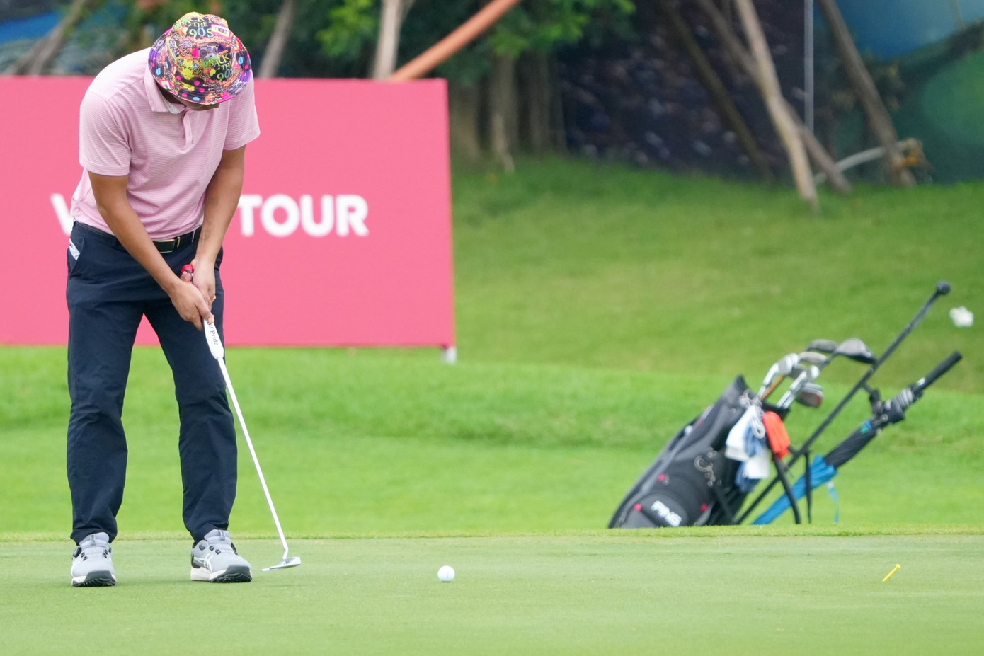 Đoàn Uy, Gia Hân vươn lên dẫn đầu sau hai ngày thi đấu Giải Vô địch Golf Quốc gia ảnh 87