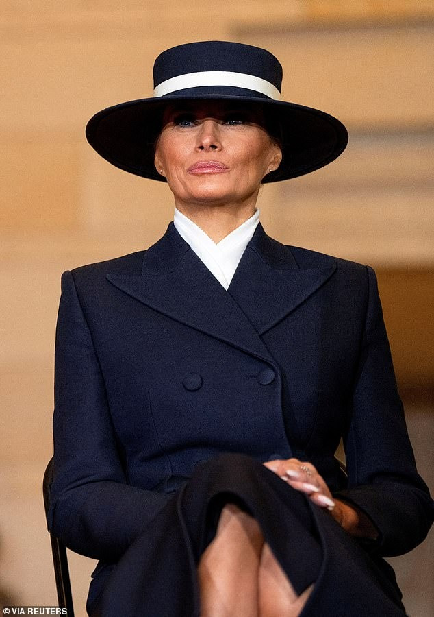 Bà Melania Trump gây ấn tượng mạnh với thời trang tại lễ nhậm chức. Ảnh: Reuters/Getty Images.