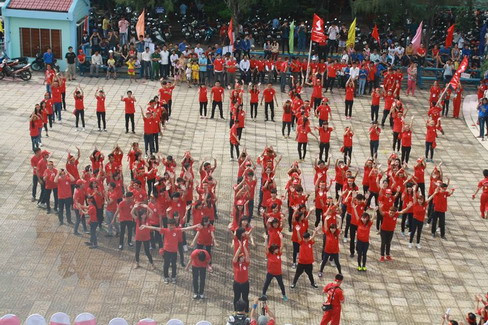 Bắt đầu bản hùng ca trên miền đất mũi Cà Mau. Bắt đầu bản hùng ca trên miền đất mũi Cà Mau