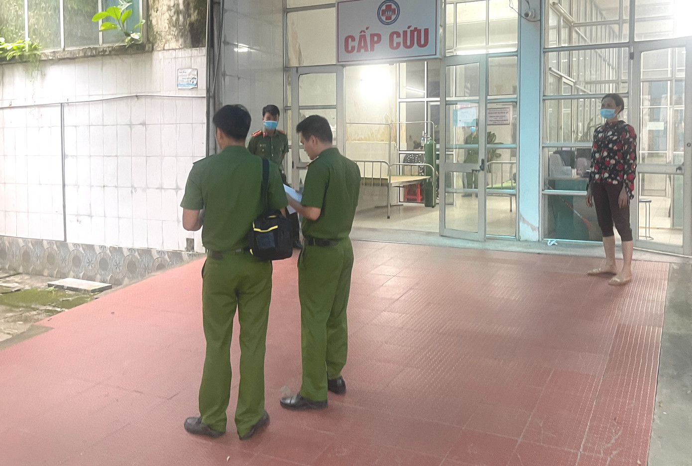 Cơ quan công an vào cuộc điều tra, xác định nguyên nhân vụ việc Cơ quan công an vào cuộc điều tra, xác định nguyên nhân vụ việc