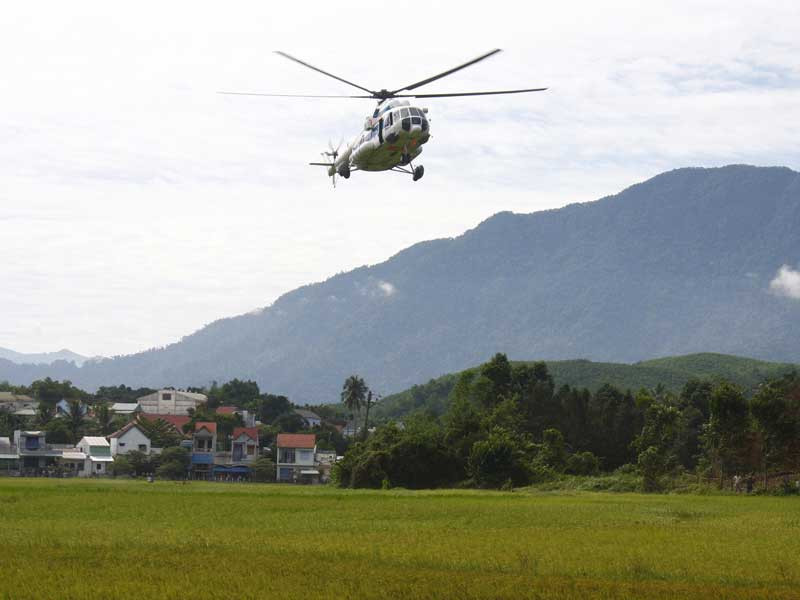 Trực thăng của được điều động để tham gia ứng cứu động đất. Trực thăng của được điều động để tham gia ứng cứu động đất
