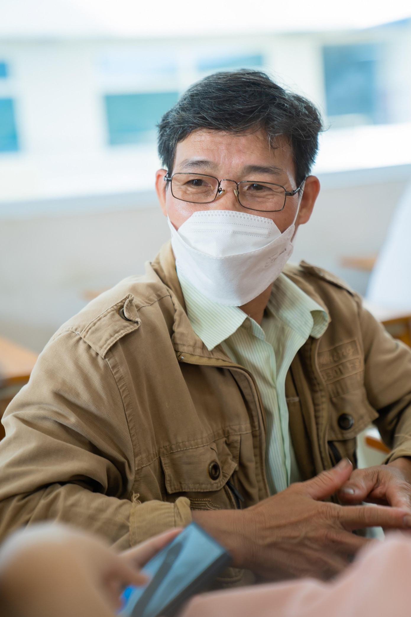 Bác Trần Tuấn hài lòng với thủ tục nhập học đơn giản, thuận tiện tại HUTECH