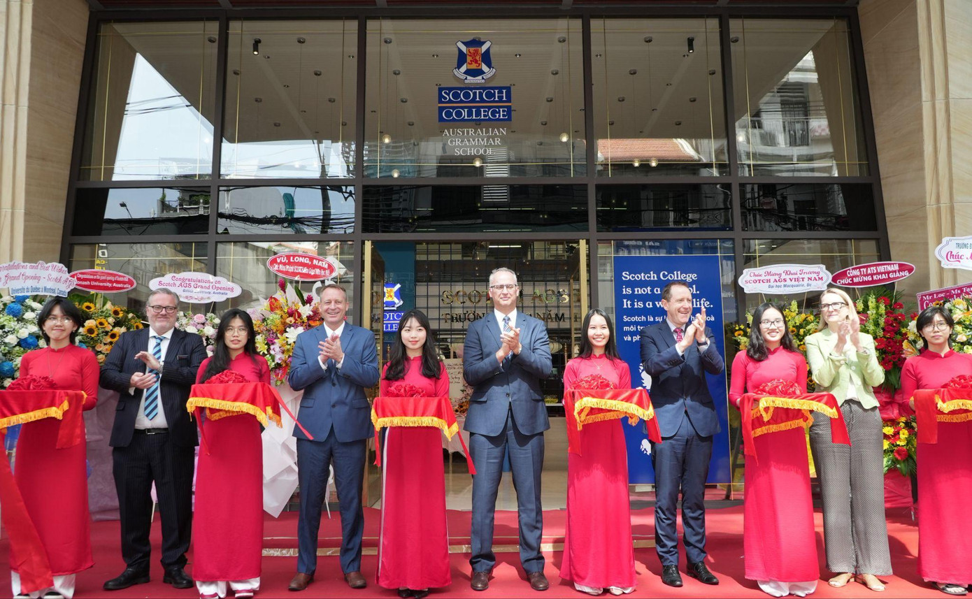 Tiết mục cắt băng khánh thành tại Scotch AGS. Nguồn: Scotch AGS