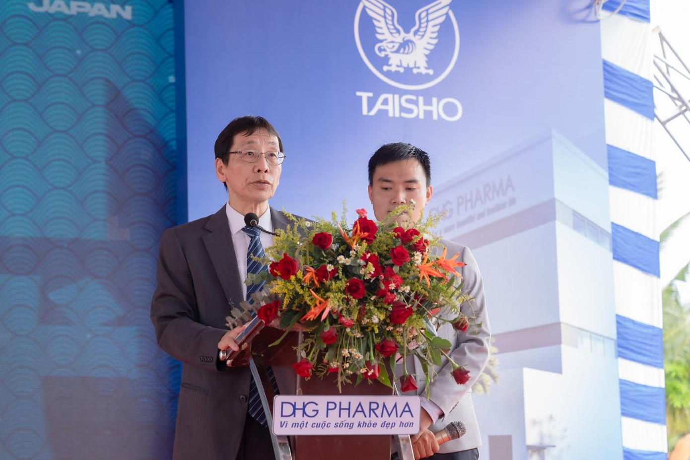 Ông Masashi Nakaura – Tổng Giám đốc Dược Hậu Giang đại diện phát biểu tại Lễ khởi công nhà máy Betalactam.