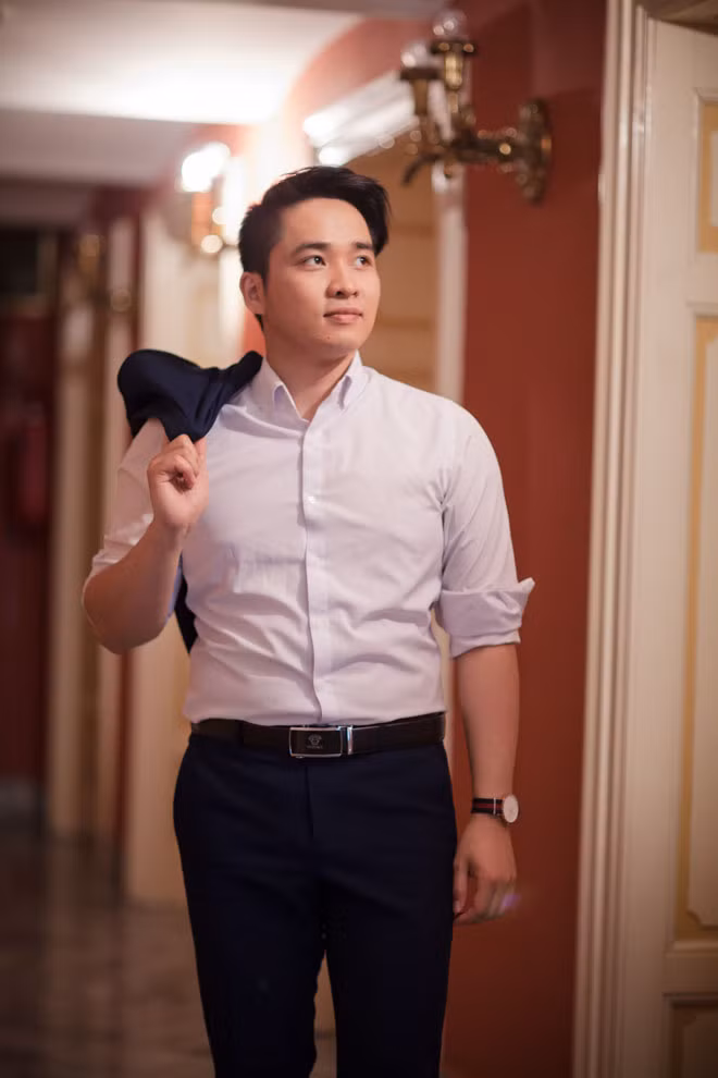 Du học sinh Việt điển trai 2 lần giành giải Nhất cuộc thi thanh nhạc quốc tế ảnh 1