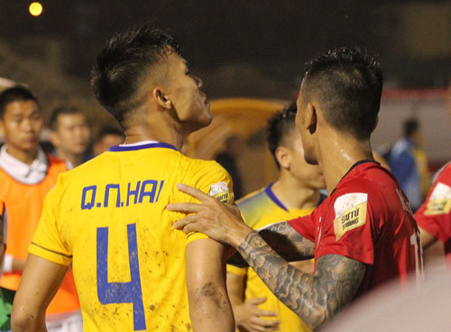 Quế Ngọc Hải phủ nhận chuyện đòi đánh đội trưởng của TP HCM ảnh 2