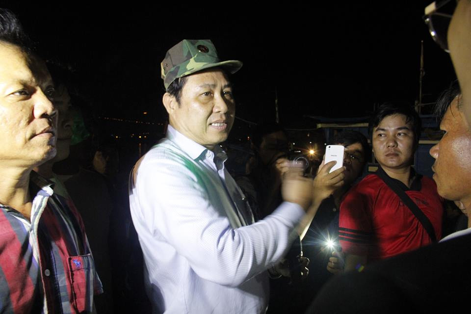 Tìm thấy cả 3 thi thể nạn nhân vụ chìm tàu trên sông Hàn ảnh 29