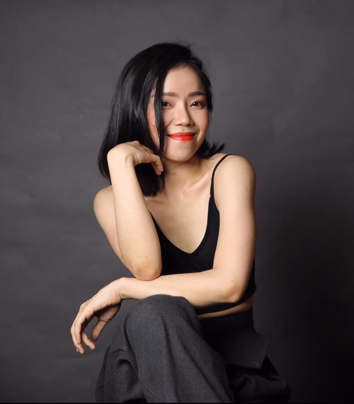 Như mong muốn đại dịch sớm qua đi để tất cả anh chị em nghệ sĩ có thể trở lại sân khấu và tiếp tục lan tỏa những giá trị tinh thần tốt đẹp đến mọi người.
