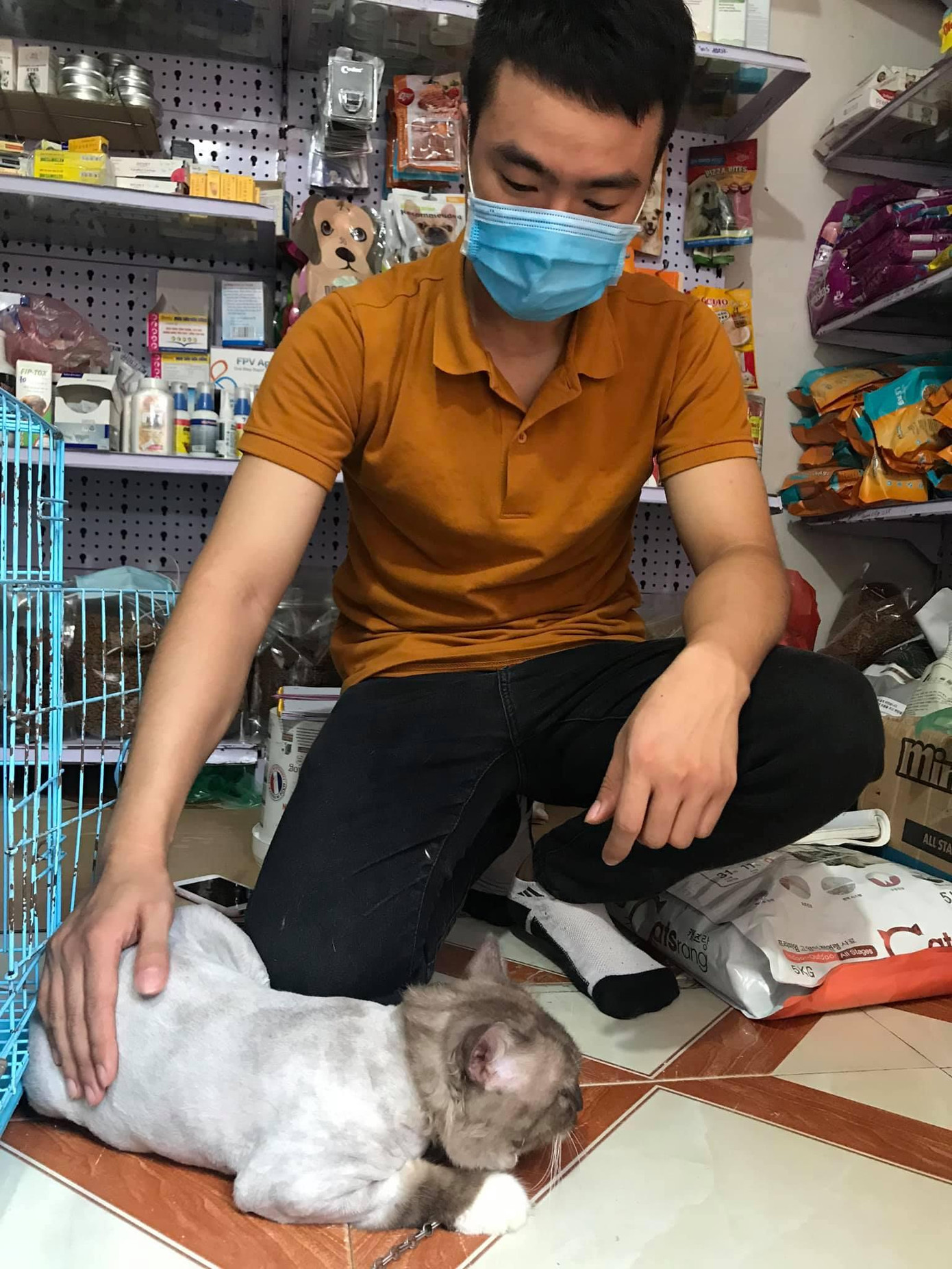 Hiếu luôn tâm huyết trong từng ca bệnh. (Ảnh NVCC) Hiếu luôn tâm huyết trong từng ca bệnh. (Ảnh NVCC)