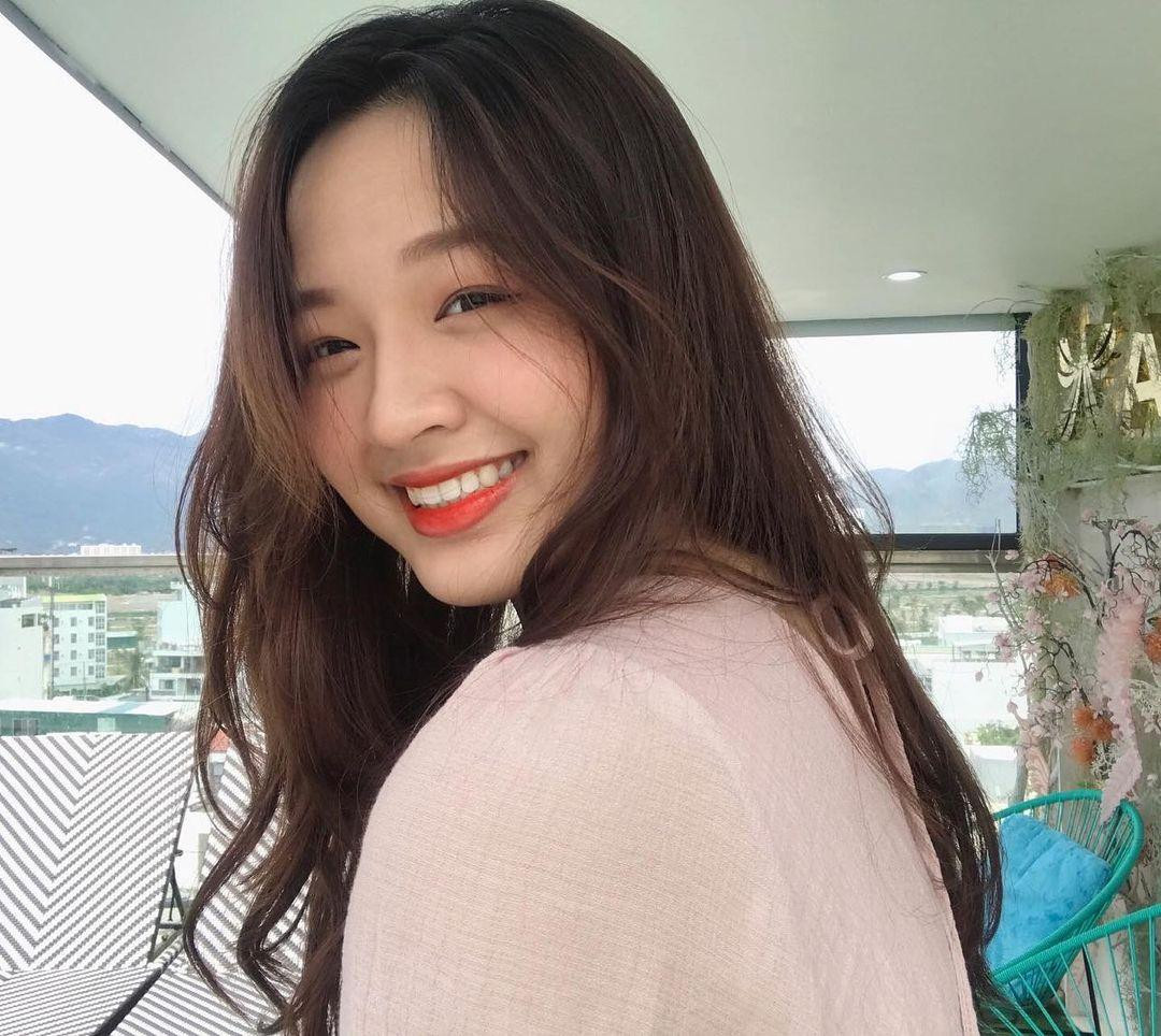 Chân dung nữ sinh Gen Z đầy tài năng. Chân dung nữ sinh Gen Z đầy tài năng.